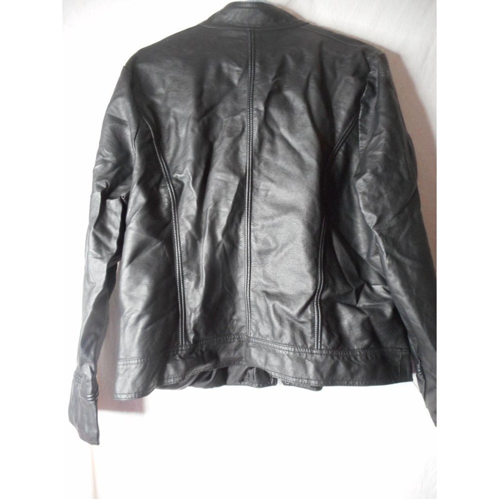 JouJou Faux Leather Womens 2x Black lined Jacket - Picture 8 of 8